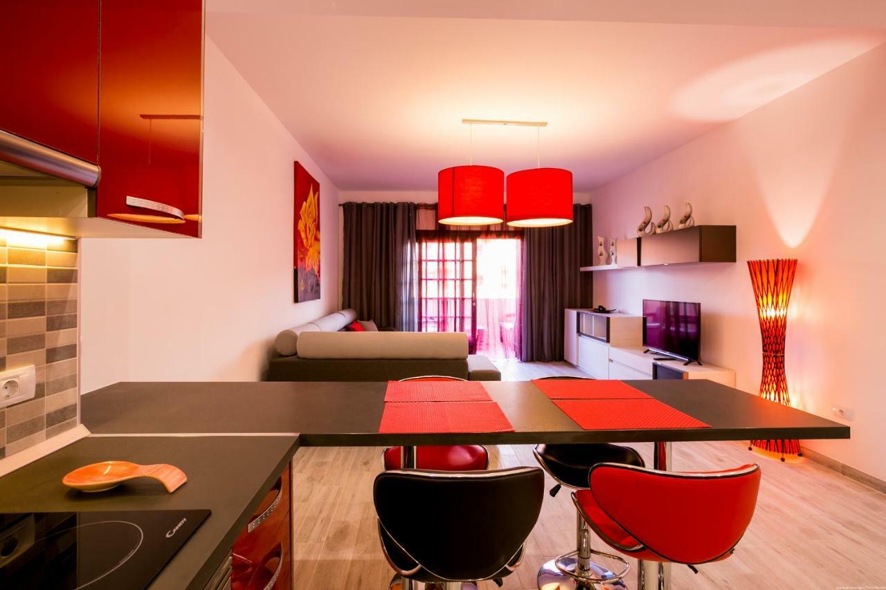 Spacious & Stylish Apartment Los Cristianos Los Cristianos  Exterior photo