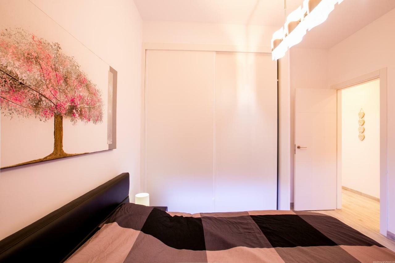 Spacious & Stylish Apartment Los Cristianos Los Cristianos  Exterior photo